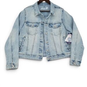 Seven7 Womens XXL Denim Jacket Light Wash Stretch Trucker NWT Casual Core